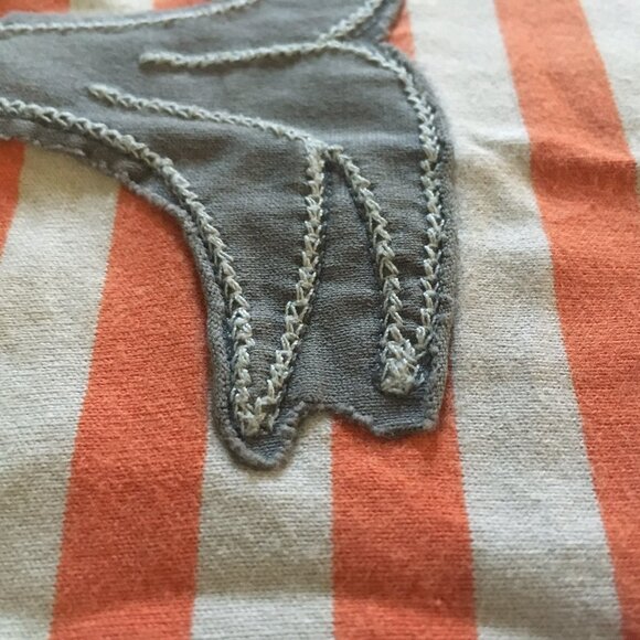 Hanna Andersson monster tee 100 - Picture 4 of 7